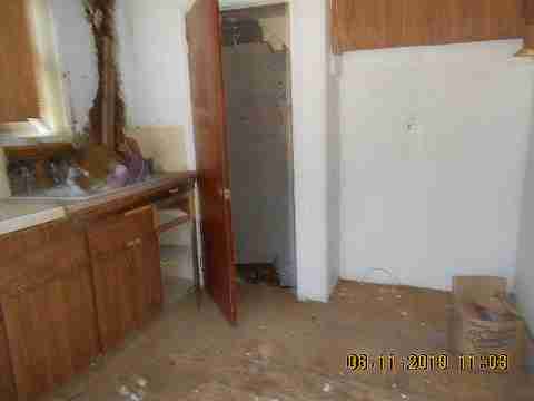 18042 Russell (11)_m.jpg